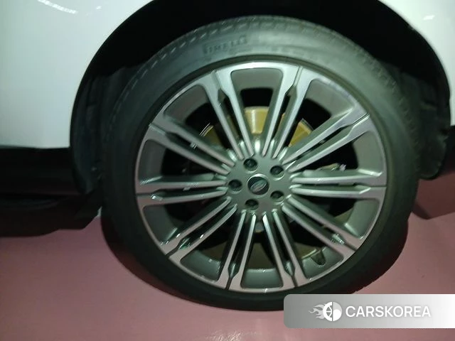 Land Rover Range Rover 5th Generation 2024 Белый из Кореи, фото 3