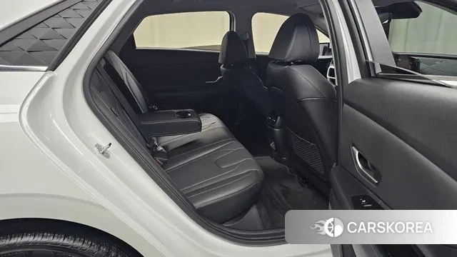 Hyundai The New Avante (CN7) 2024 Белый из Кореи, фото 3