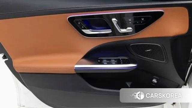 Mercedes-Benz C-Class W206 2022 Белый из Кореи, фото 3