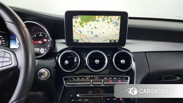 Mercedes-Benz C-Class W205 2018 Черный из Кореи, фото 3