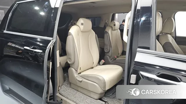 Kia Carnival 4th generation 2020 Черный из Кореи, фото 3