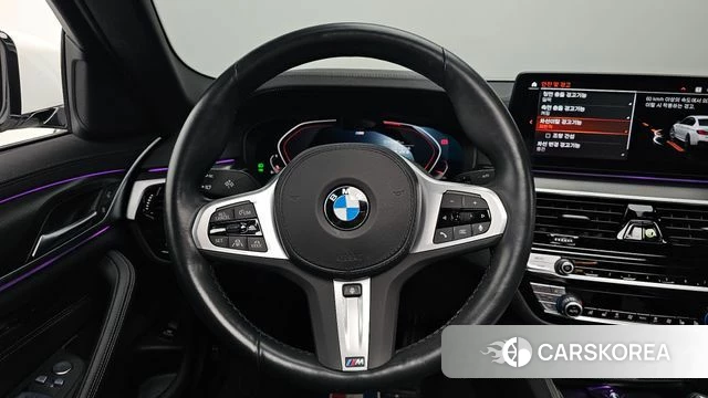BMW 5 Series (G30) 2023 Белый из Кореи, фото 3