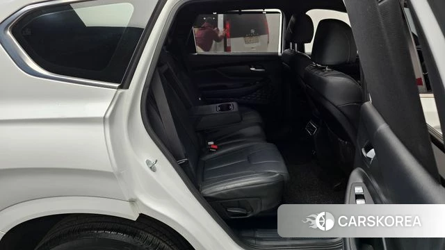 Hyundai The New Santa Fe 2023 Белый из Кореи, фото 3