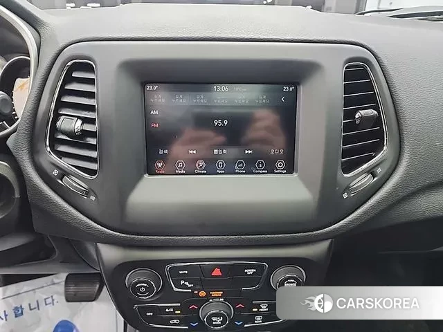 Jeep Compass 2nd Generation 2018 Черный из Кореи, фото 3