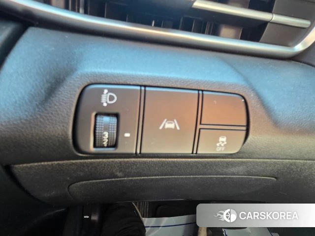 Hyundai Avante (CN7) 2021 Серебряный из Кореи, фото 3