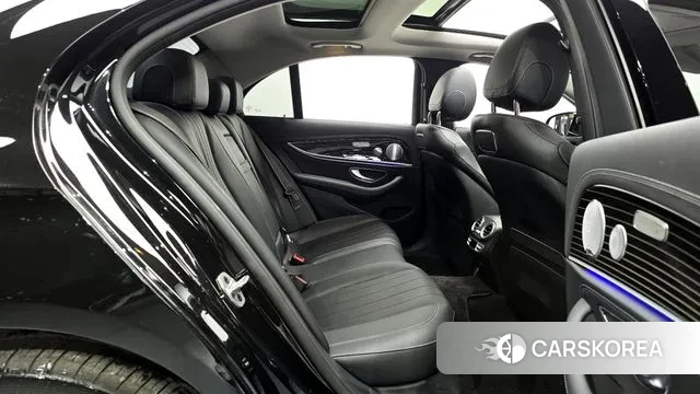 Mercedes-Benz E-Class W213 2019 Черный из Кореи, фото 3