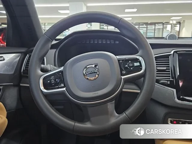 Volvo XC90 second Generation 2024 Белый из Кореи, фото 3