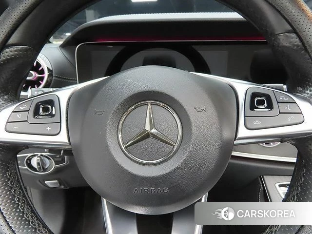 Mercedes-Benz E-Class W213 2018 Черный из Кореи, фото 3