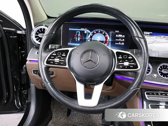 Mercedes-Benz E-Class W213 2018 Черный из Кореи, фото 3