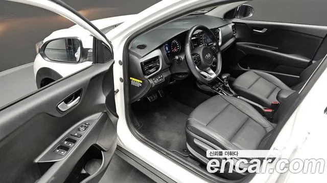 Kia Stonic 2019 Белый из Кореи, фото 3