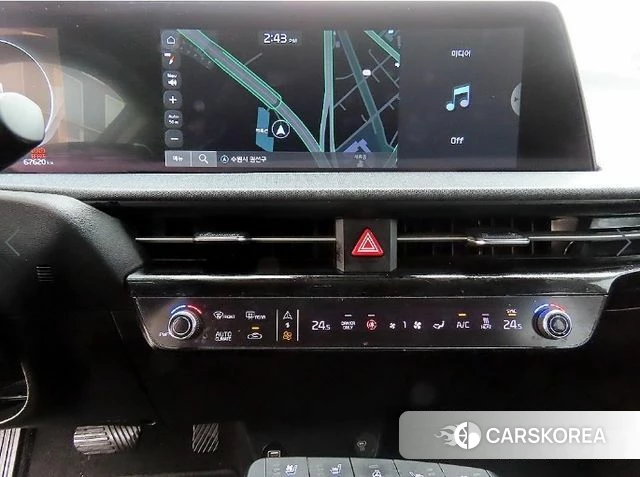 Kia EV6 2022 Черный из Кореи, фото 3