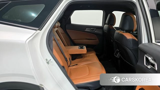 Kia Sportage 5th Generation 2021 Белый из Кореи, фото 3