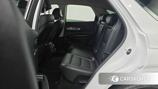 Genesis GV70 2022 Белый из Кореи, фото 3
