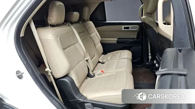 Ford Explorer 6th Generation 2020 Белый из Кореи, фото 3