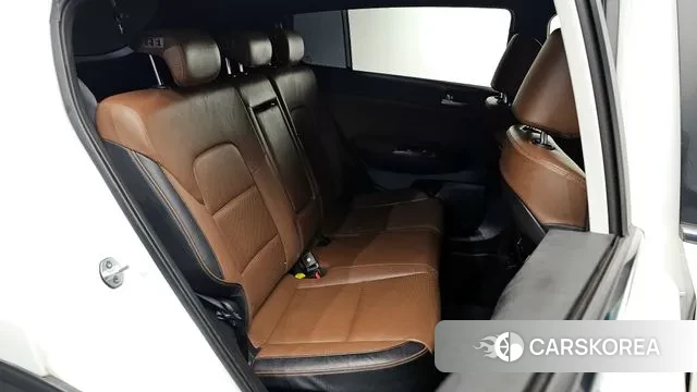 Kia Sportage The Bold 2019 Белый из Кореи, фото 3