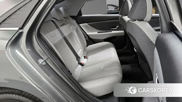 Hyundai Avante (CN7) 2023 Серый из Кореи, фото 3