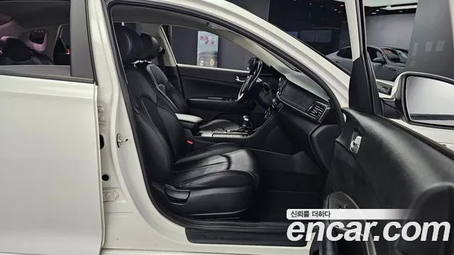 Kia K5 second generation 2018 Белый из Кореи, фото 3