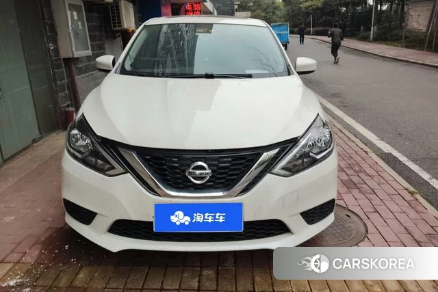 Nissan Xuan Yi 2025 Белый из Китая, фото 3