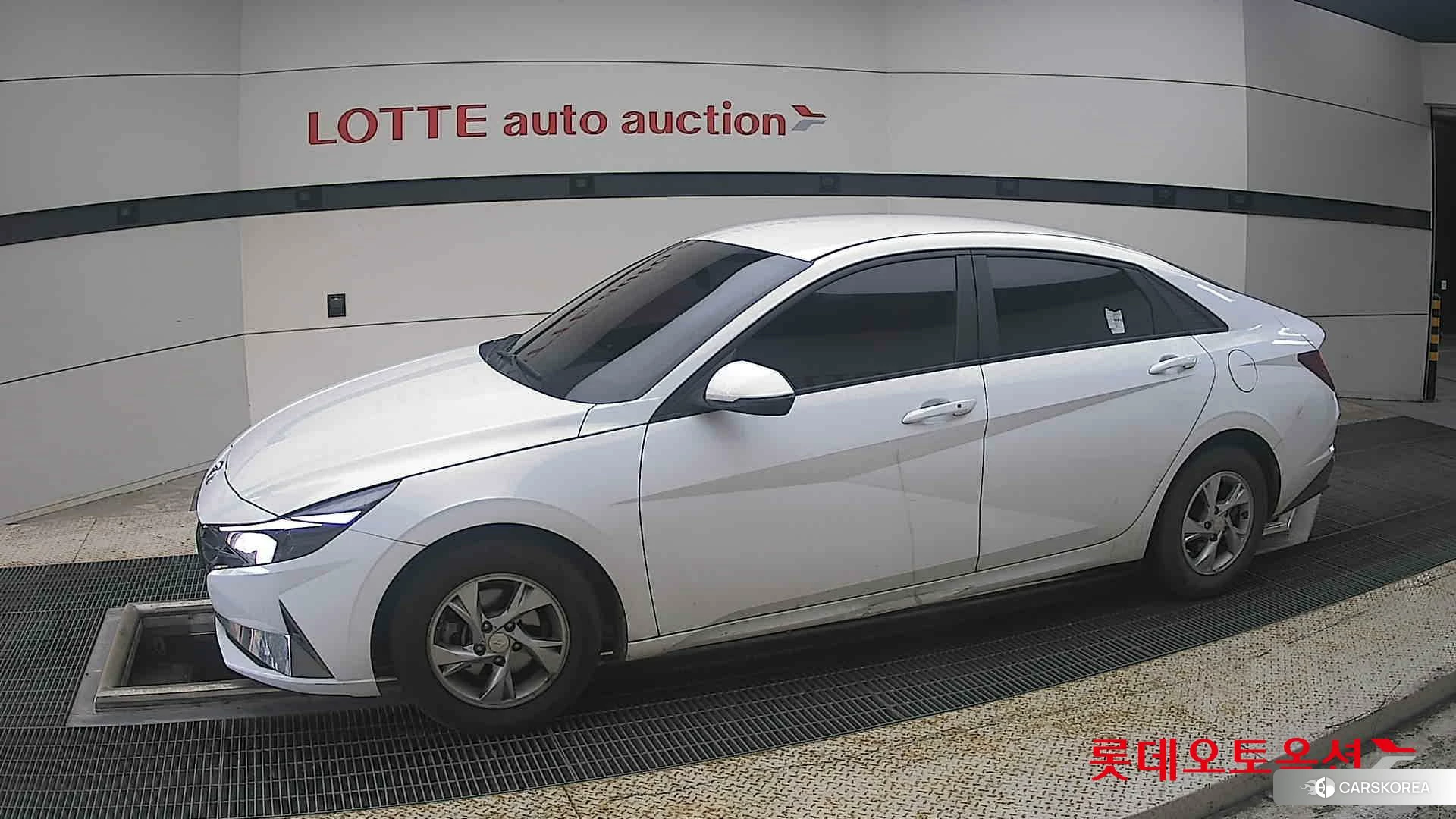 Hyundai Avante 2021 Polar White из Кореи, фото 3