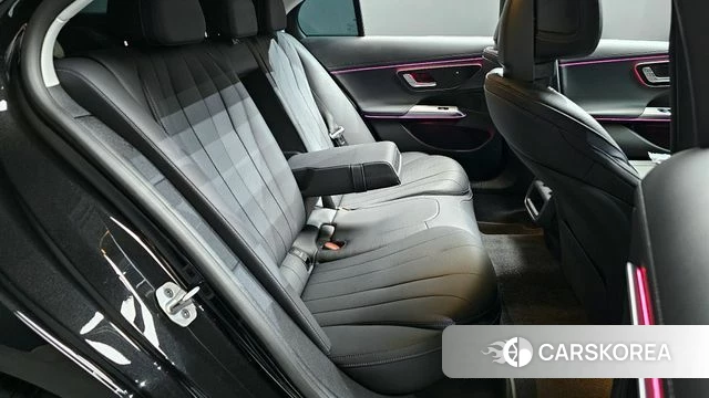 Mercedes-Benz E-Class W214 2025 Черный из Кореи, фото 3