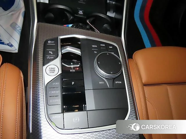BMW 3 Series (G20) 2023 Серебристо-серый из Кореи, фото 3