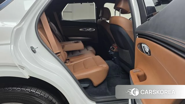 Genesis GV70 2023 Белый из Кореи, фото 3