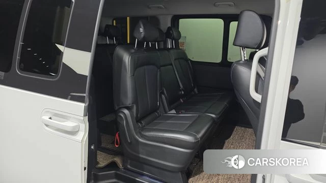 Hyundai Staria 2021 Белый из Кореи, фото 3