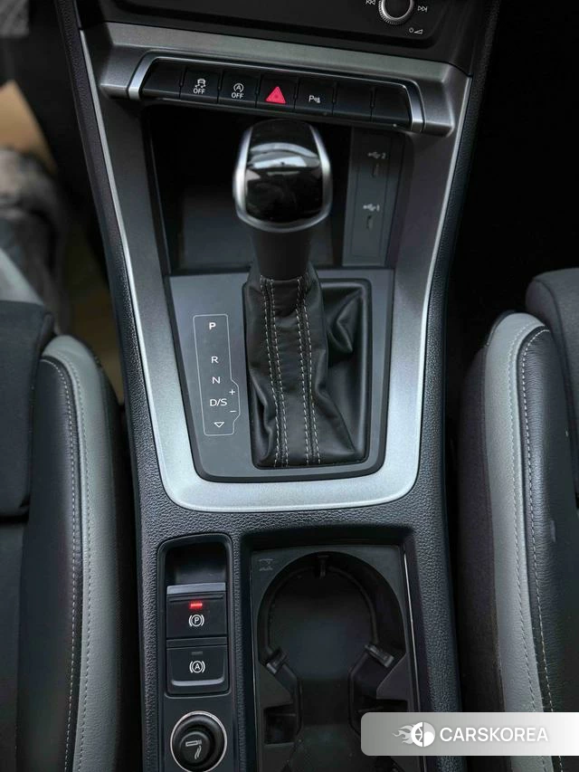 Audi Q3 2022 Белый из Китая, фото 3