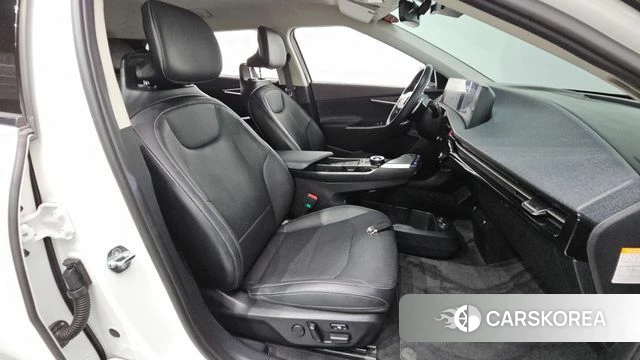 Kia EV6 2021 Белый из Кореи, фото 3