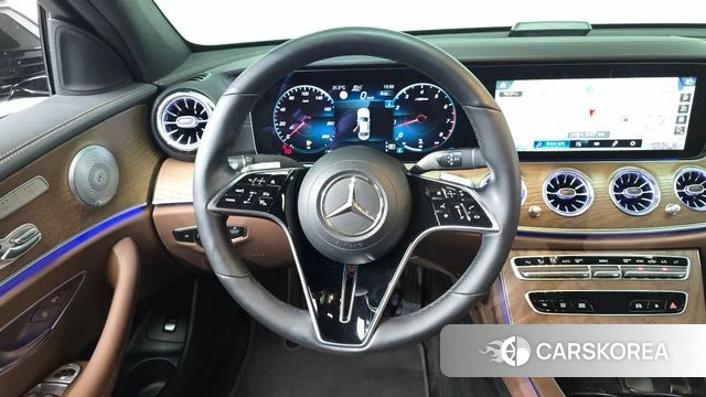 Mercedes-Benz E-Class W213 2021 Серый из Кореи, фото 3