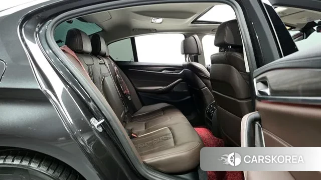 BMW 5 Series (G30) 2020 Серый из Кореи, фото 3