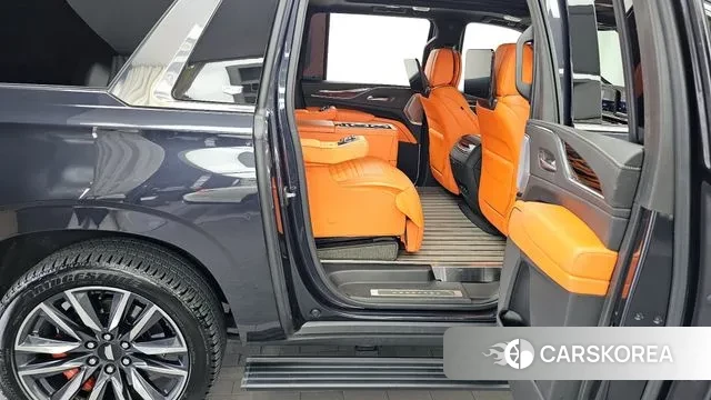 Cadillac Escalade 5th Generation 2022 Серый из Кореи, фото 3