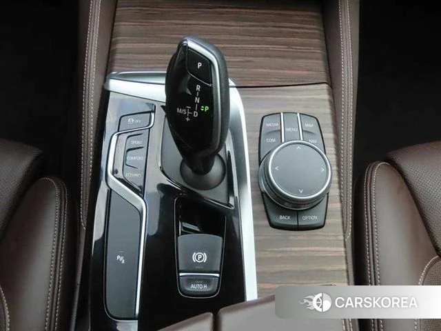 BMW 5 Series (G30) 2019 Синий из Кореи, фото 3