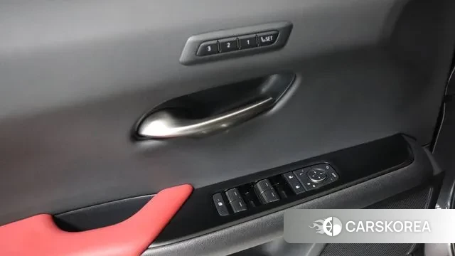 Lexus UX300h 2025 Серый из Кореи, фото 3