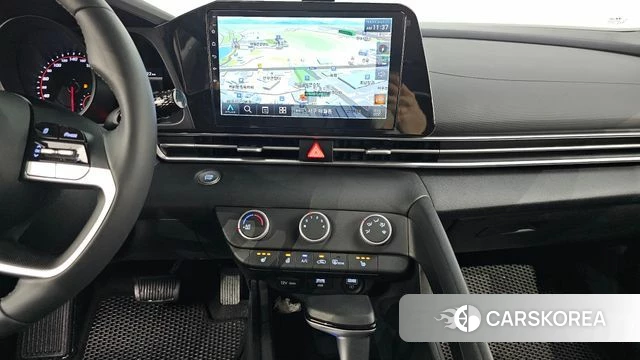 Hyundai Avante (CN7) 2022 Белый из Кореи, фото 3