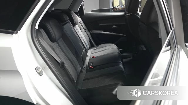 Peugeot 3008 second generation 2018 Белый из Кореи, фото 3
