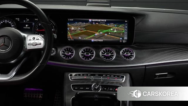 Mercedes-Benz E-Class W213 2018 Белый из Кореи, фото 3
