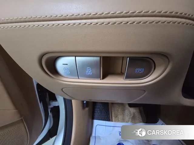 Genesis G90 (RS4) 2022 Белый из Кореи, фото 3