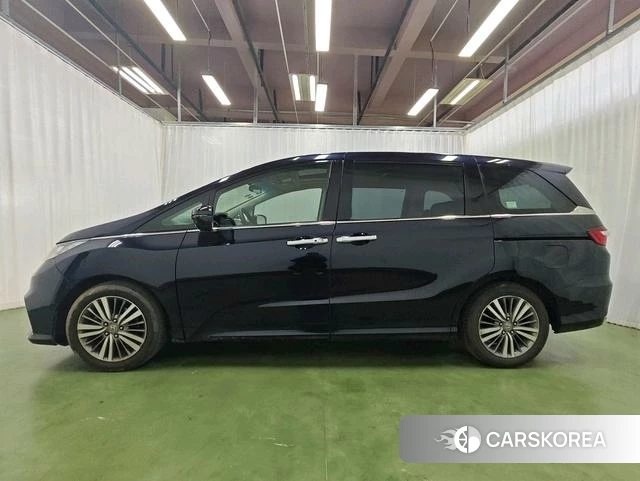 Honda Odyssey 2019 Синий из Китая, фото 3