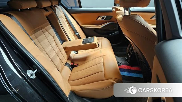 BMW 3 Series (G20) 2023 Черный из Кореи, фото 3