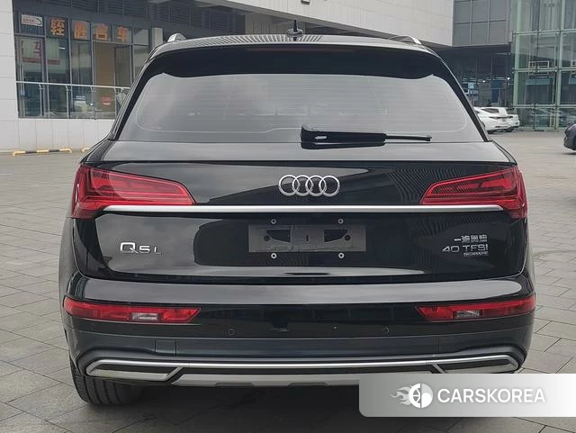 Audi Q5L 2023 Черный из Китая, фото 3