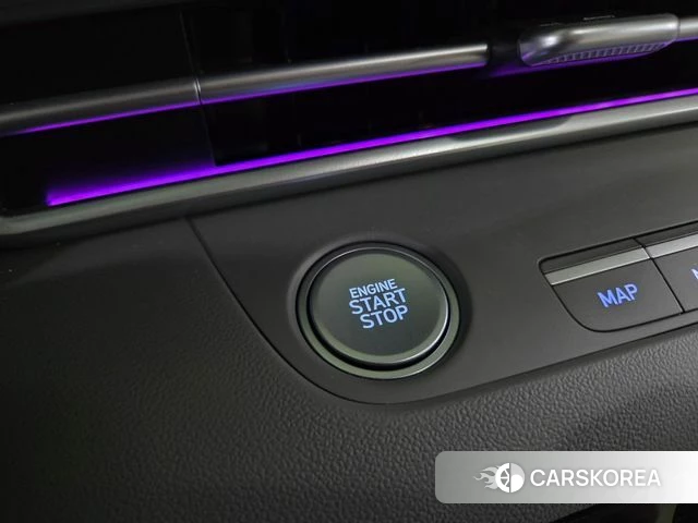 Hyundai The New Avante (CN7) 2024 Белый из Кореи, фото 3