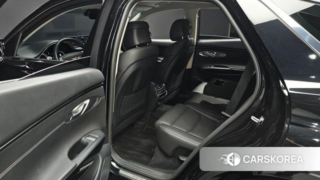 Genesis GV70 2022 Черный из Кореи, фото 3