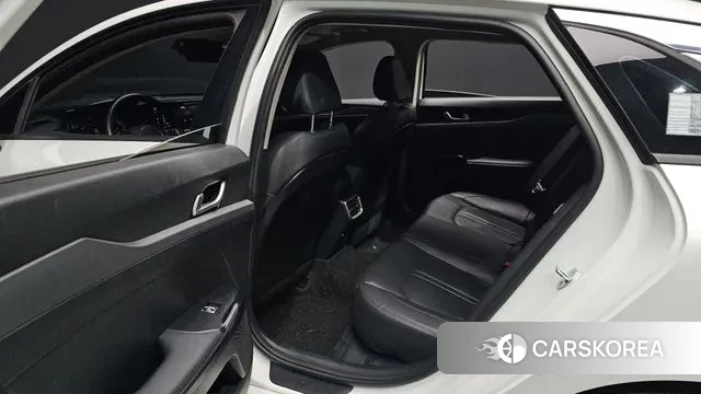 Kia K5 3rd generation 2022 Белый из Кореи, фото 3