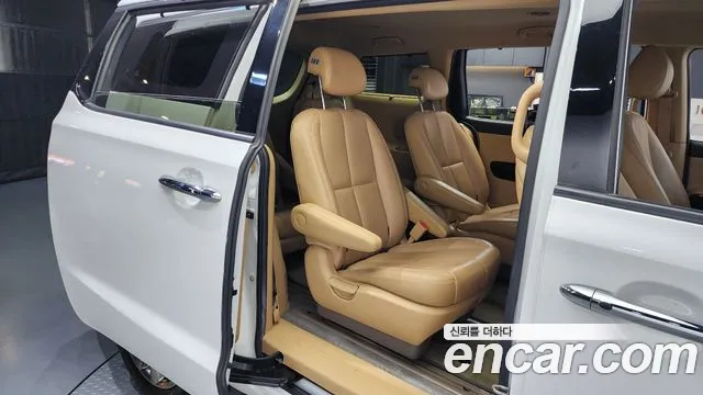 Kia The New Carnival id 2688421 из Кореи 3