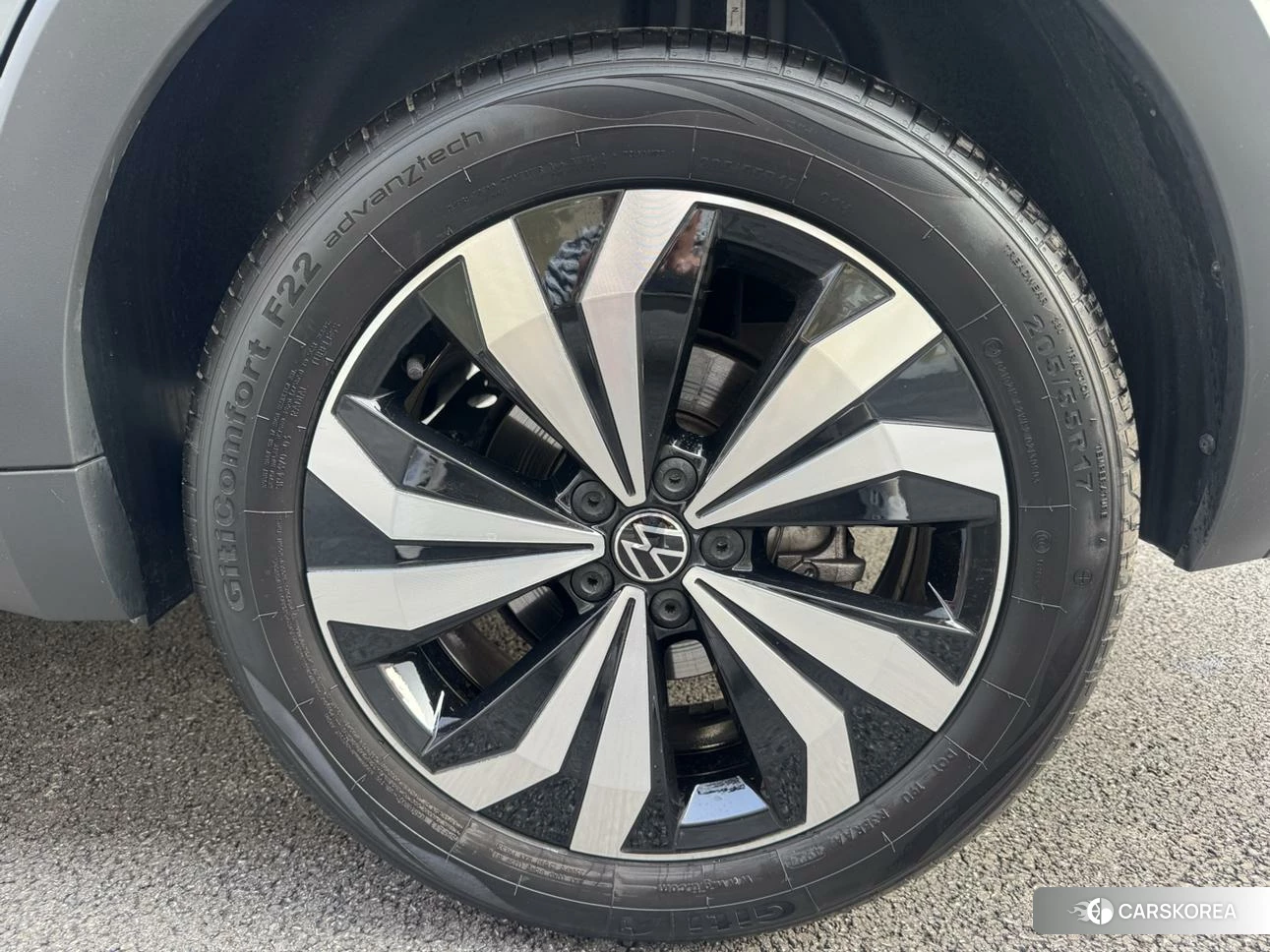 Volkswagen Tuyue 2024 Темно-серый из Китая, фото 3