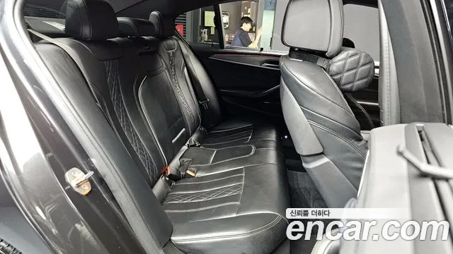 BMW 5 Series (G30) id 2819004 из Кореи 3