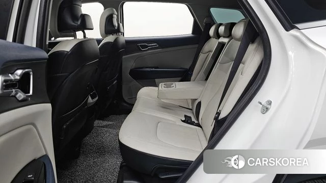 Kia Sportage 5th Generation 2023 Белый из Кореи, фото 3