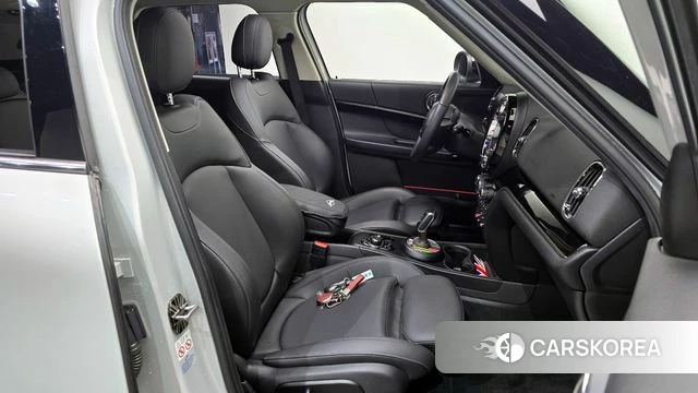 Mini Cooper Countryman 2022 Жемчужный цвет из Кореи, фото 3