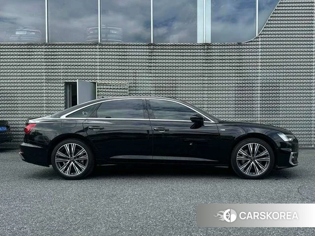 Audi A6L 2024 Черный из Китая, фото 3